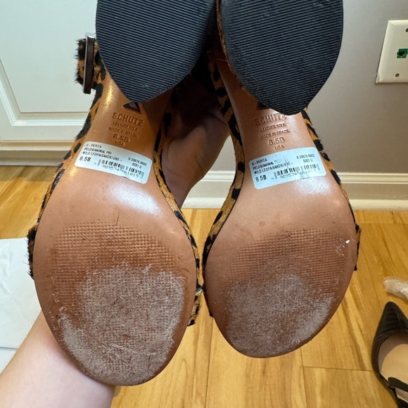 Women's Schutz Leopard Ankle Strap Buckle Open Toe Blocked Heels - Picture 7 of 7